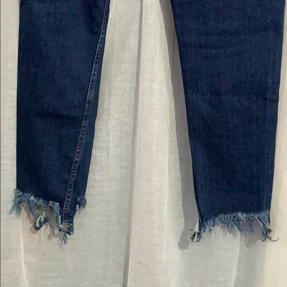 Bleach Splatter Distressed Jeans - Picture 4 of 4